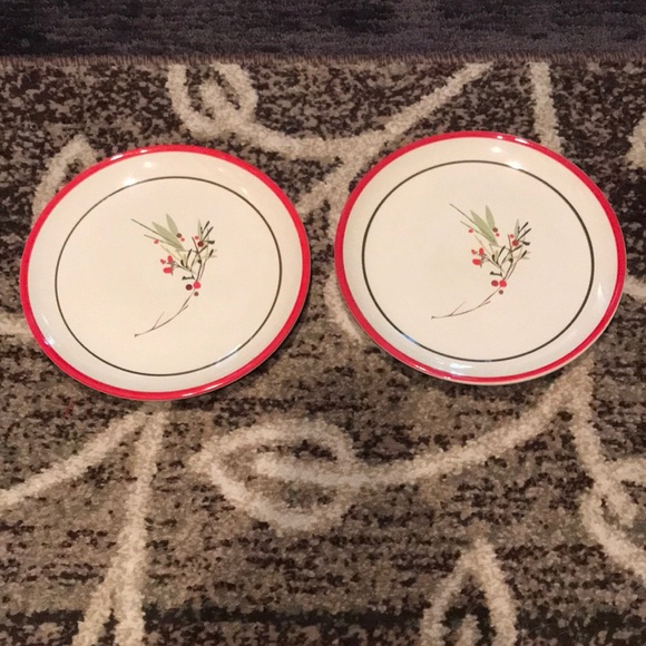Crate&Barrel Dining Set Of 2 Crate And Barrel Holiday Plates Poshmark